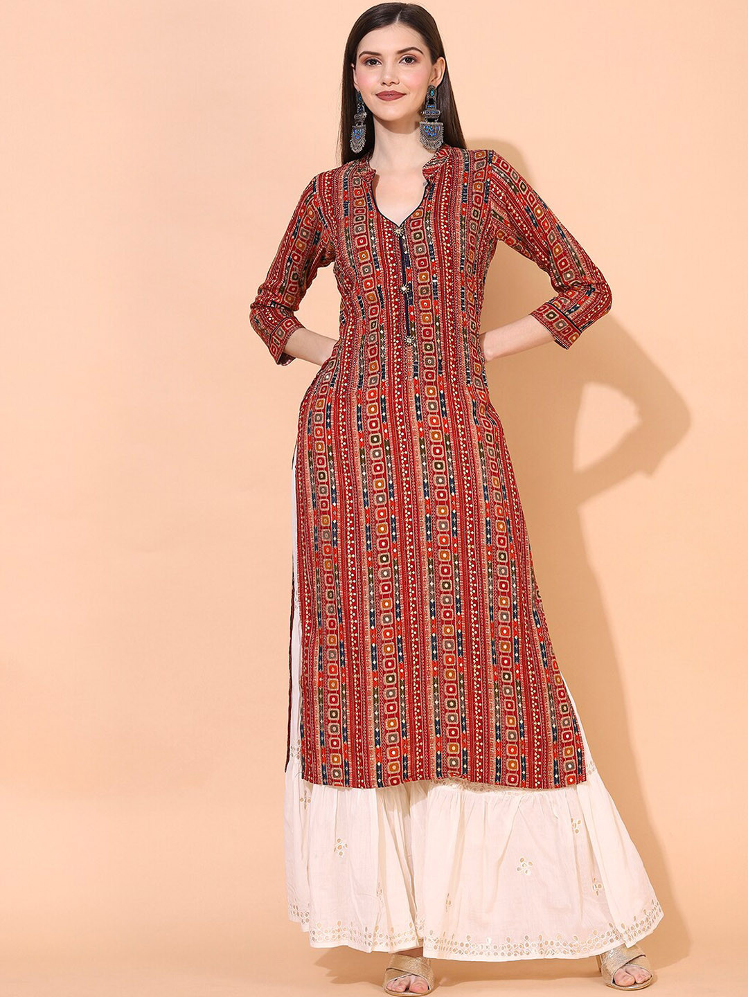 

FASHOR Women Maroon & Gold Ethnic Motifs Printed Straight Kurta