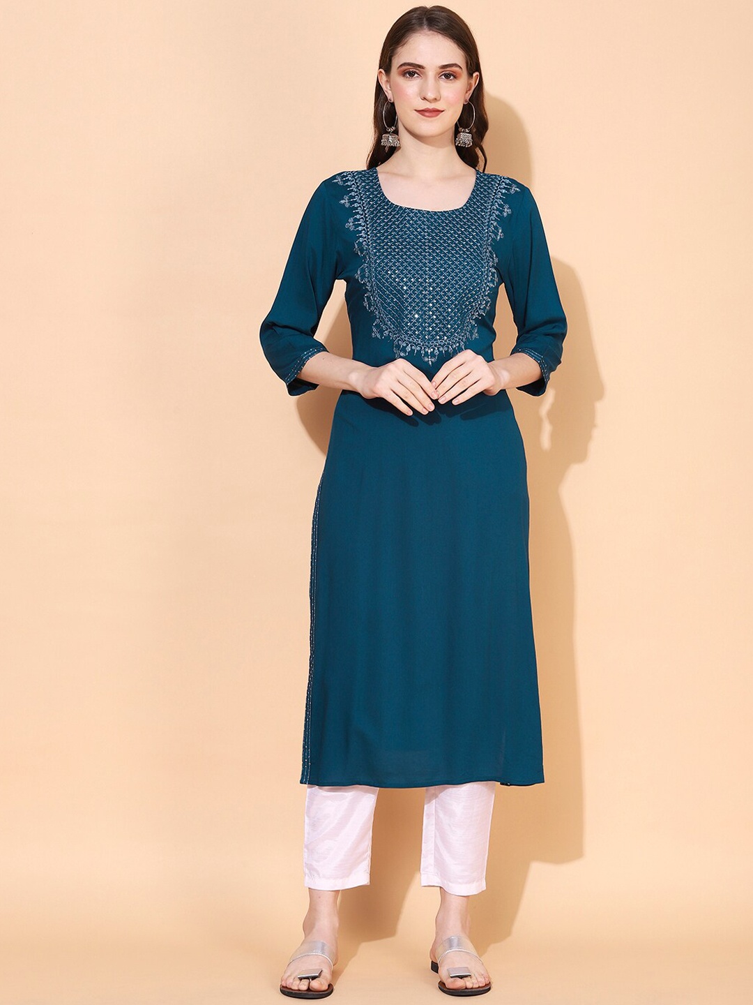 

FASHOR Embroidered Yoke Design Straight Regular Kurta, Teal