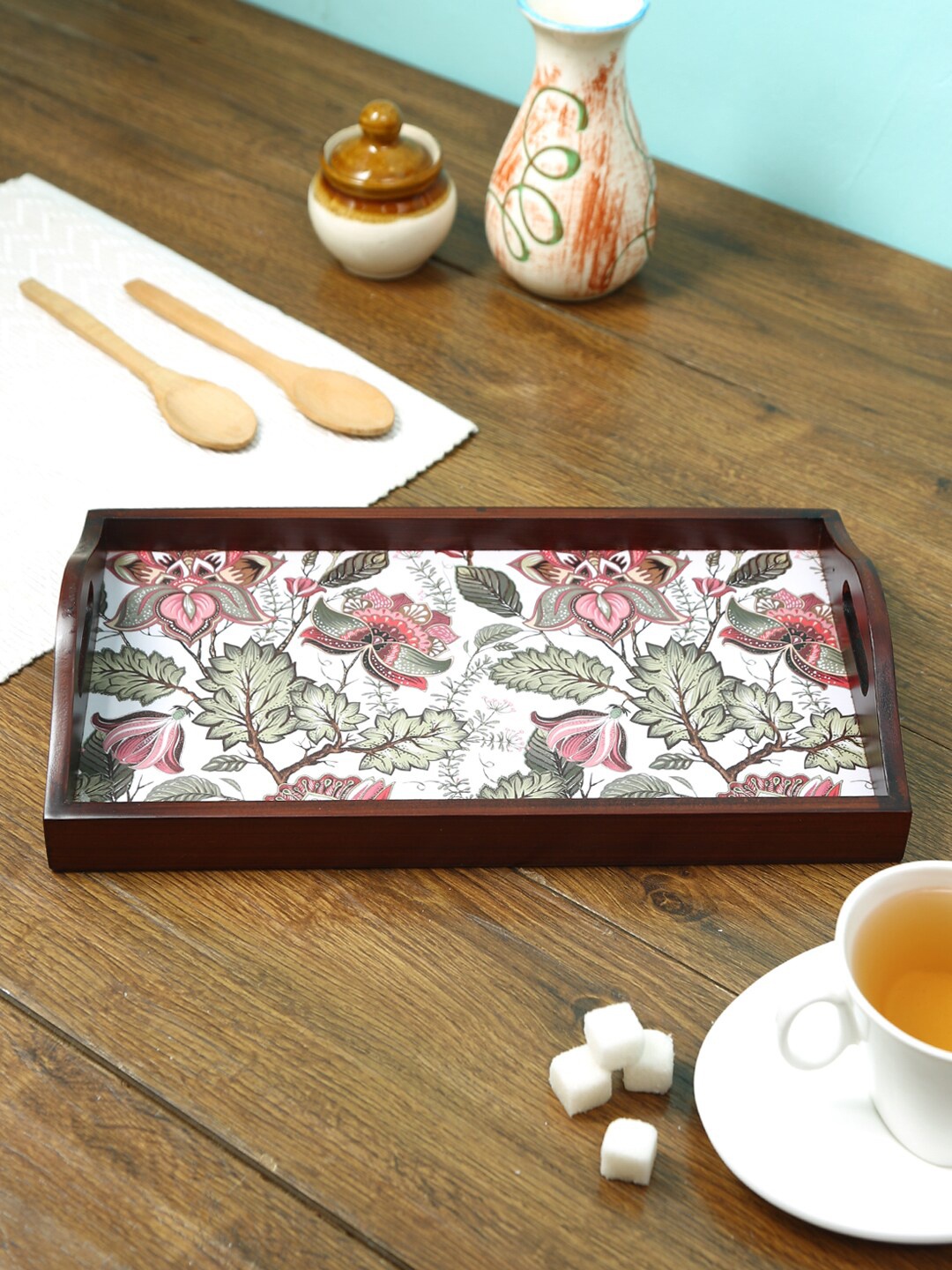 

Reinvention Factory Brown & White Printed Rectangular Trays