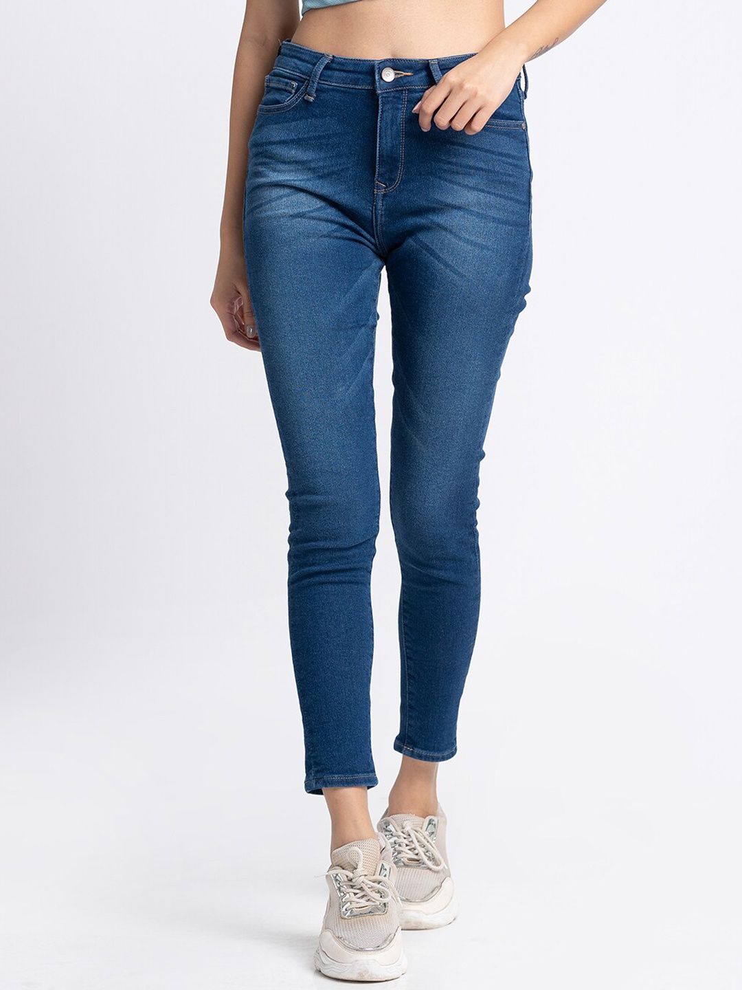 

SPYKAR Women Blue Slim Fit Light Fade Jeans