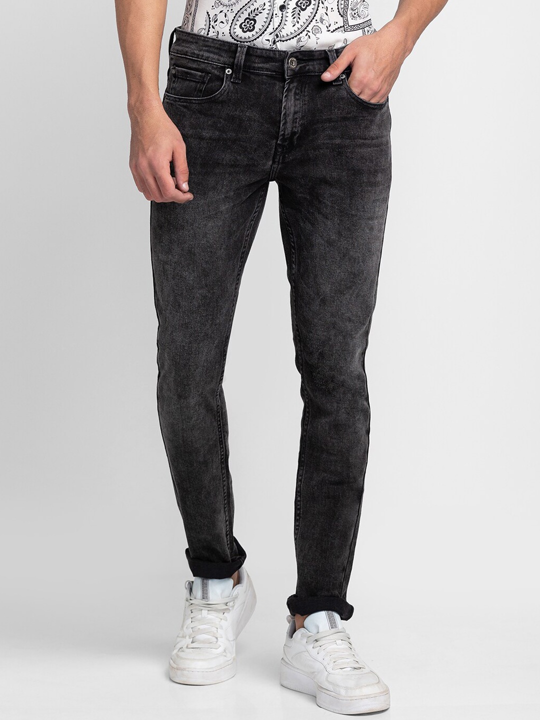 

SPYKAR Men Light Fade Jeans, Black