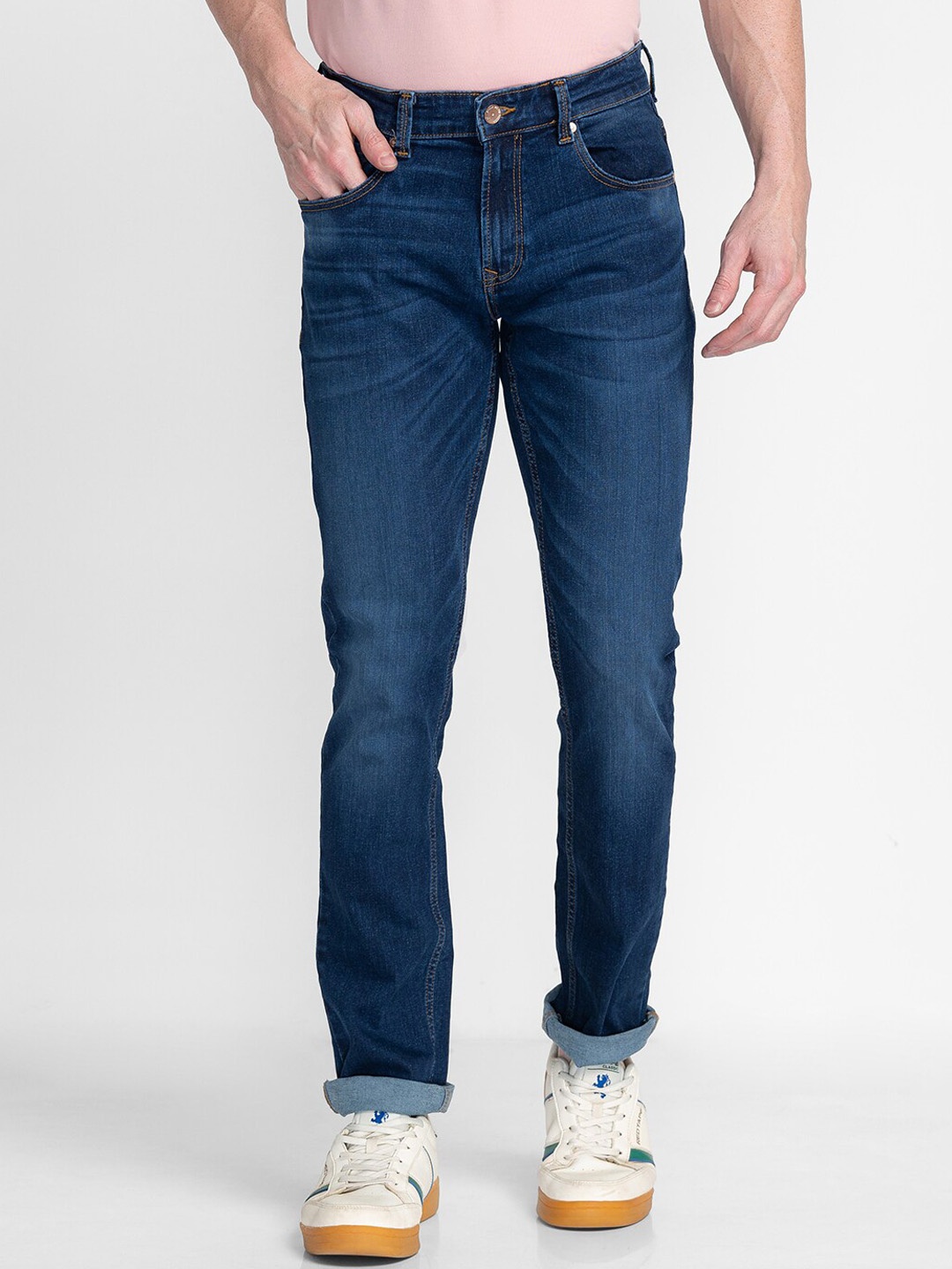 

SPYKAR Men Blue Light Fade Jeans