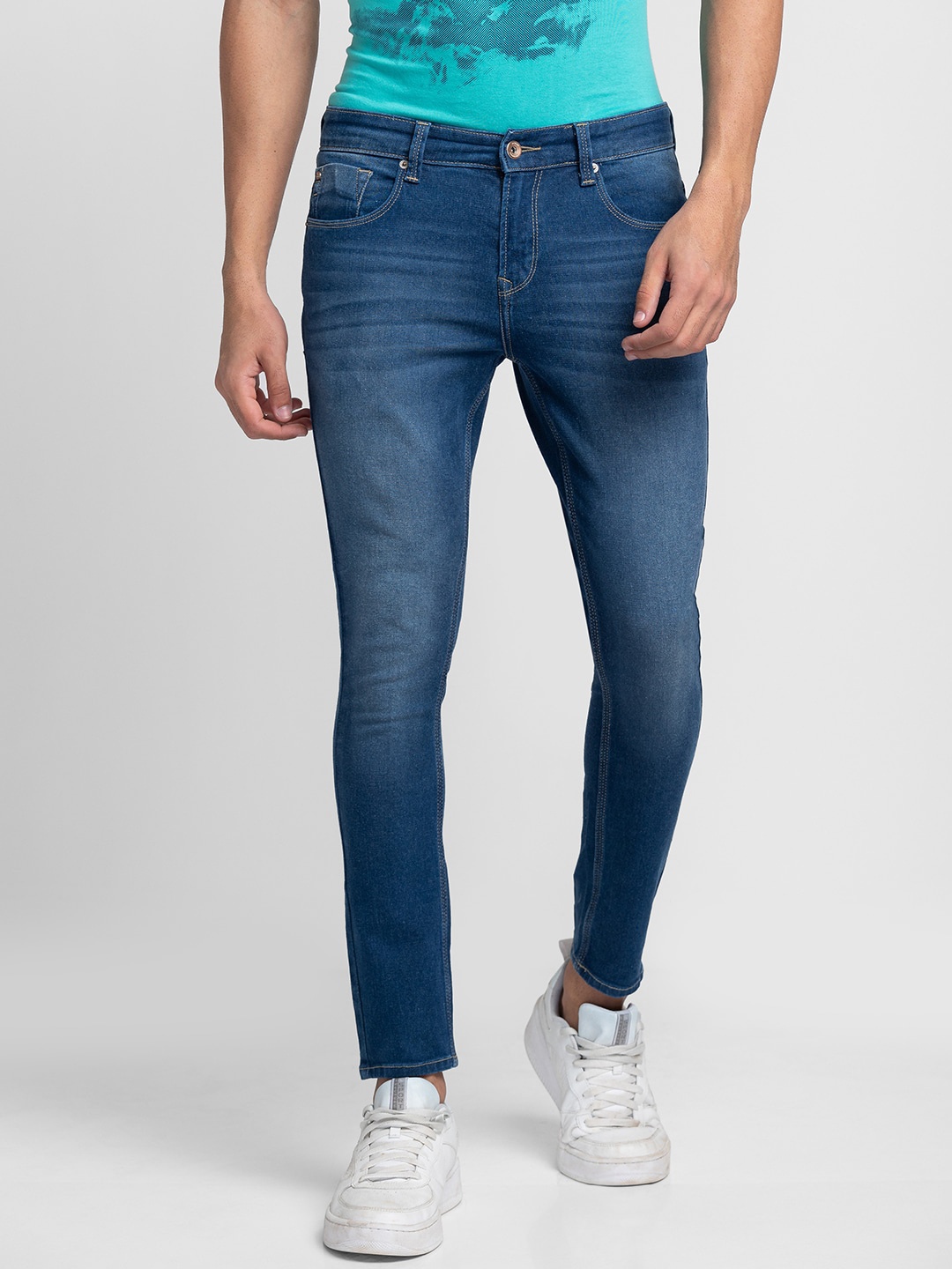 

SPYKAR Men Blue Slim Fit Light Fade Jeans