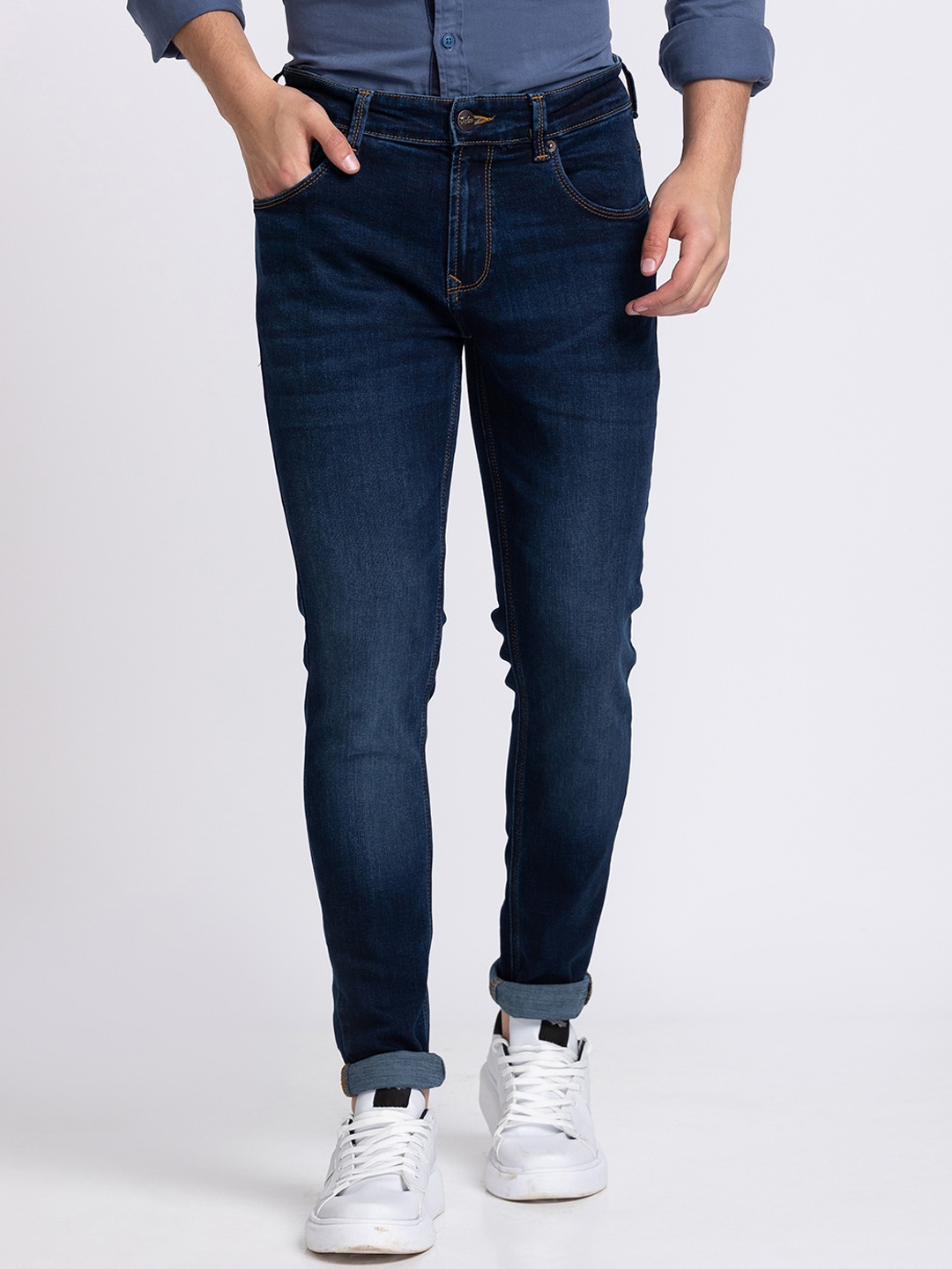 

SPYKAR Men Blue Slim Fit Light Fade Jeans