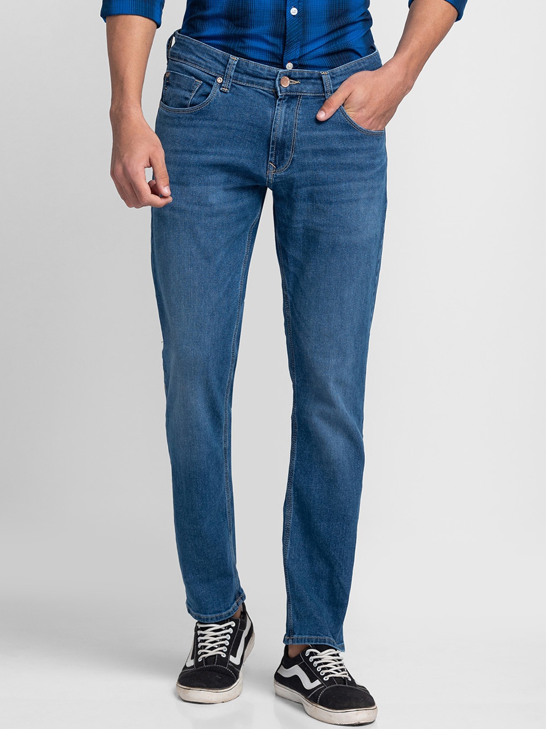 

SPYKAR Men Blue Light Fade Jeans