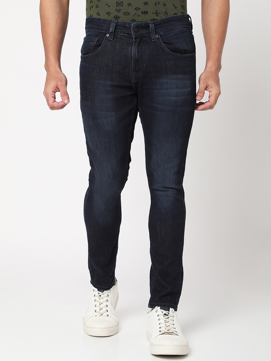 

SPYKAR Men Slim Fit Light Fade Jeans, Blue