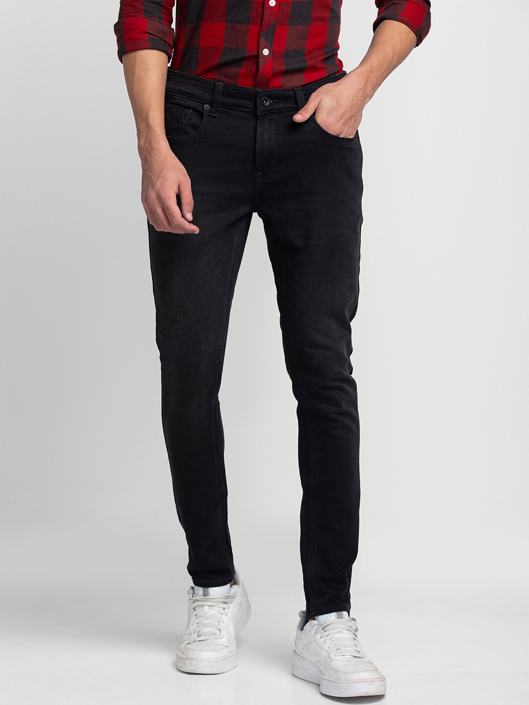 

SPYKAR Men Black Slim Fit Jeans