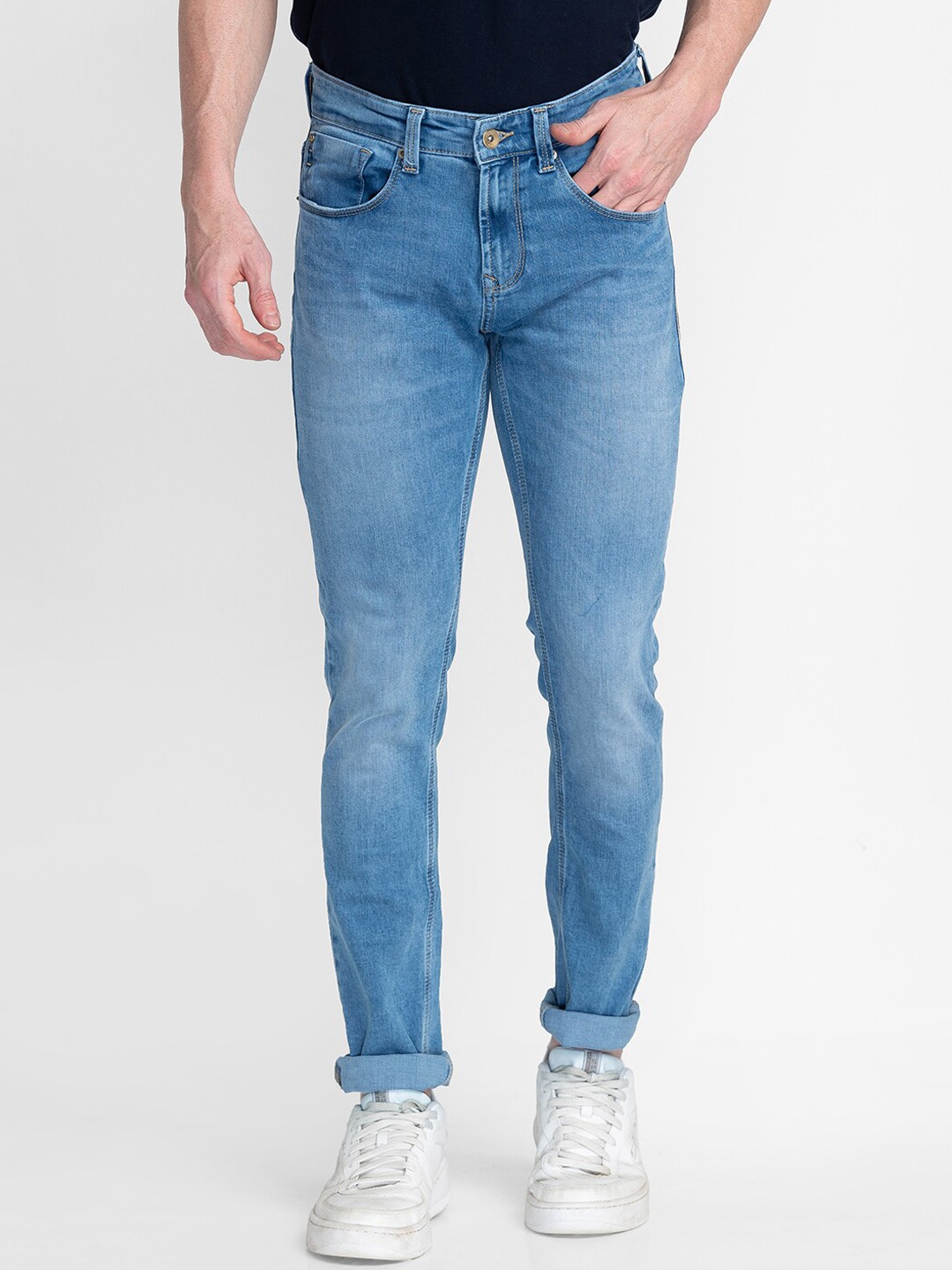 

SPYKAR Men Blue Slim Fit Light Fade Jeans