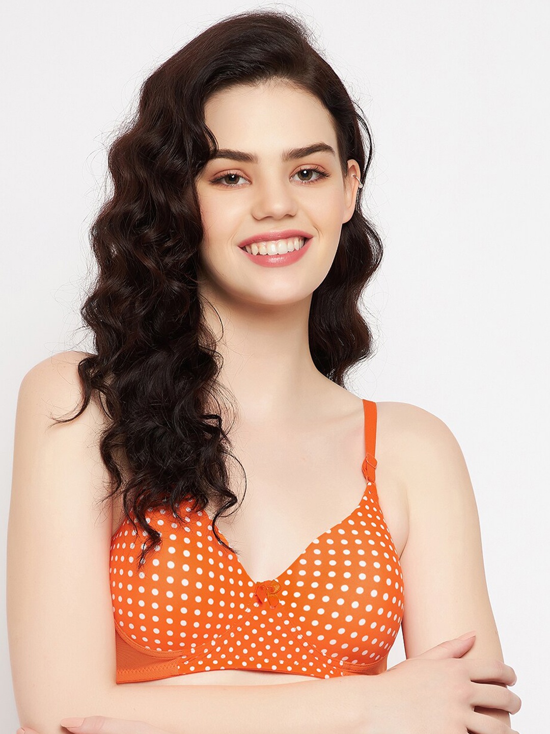 

Clovia Women Orange & White Polka Dot Printed Lightly Padded T-shirt Bra
