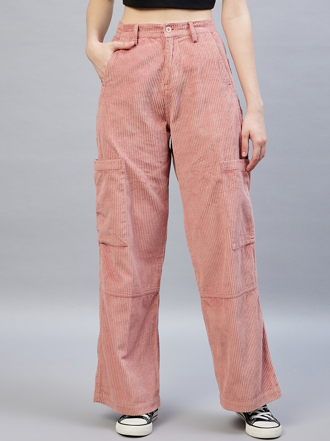 

DELAN Women Peach-Coloured Solid Relaxed Slim Fit High-Rise Easy Wash Trousers
