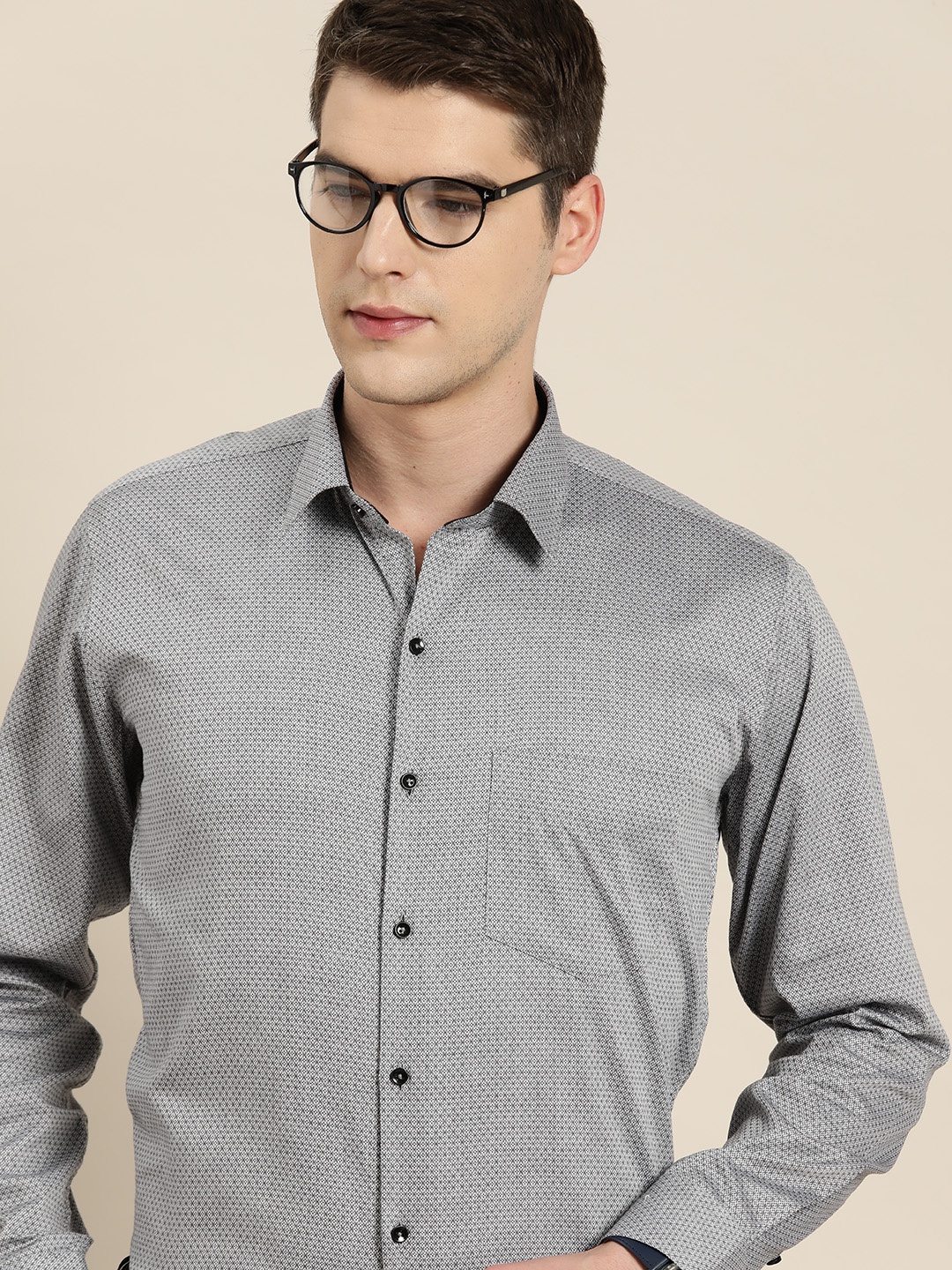 

Hancock Grey Pure Cotton Self Design Slim Fit Formal Shirt