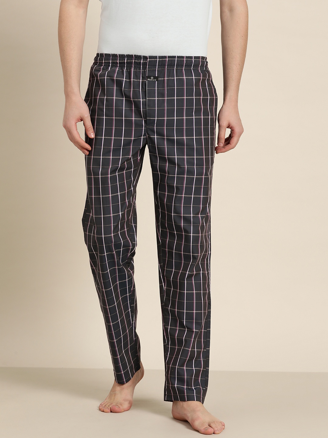 

Hancock Men Grey Checked Mid-Rise Lounge Pants