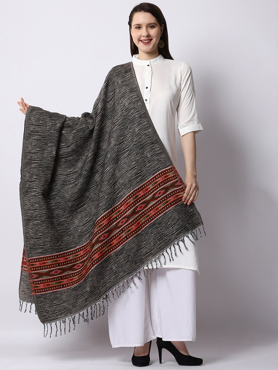 

WEAVERS VILLA Women Black & Red Geometric Woven Design Shawl