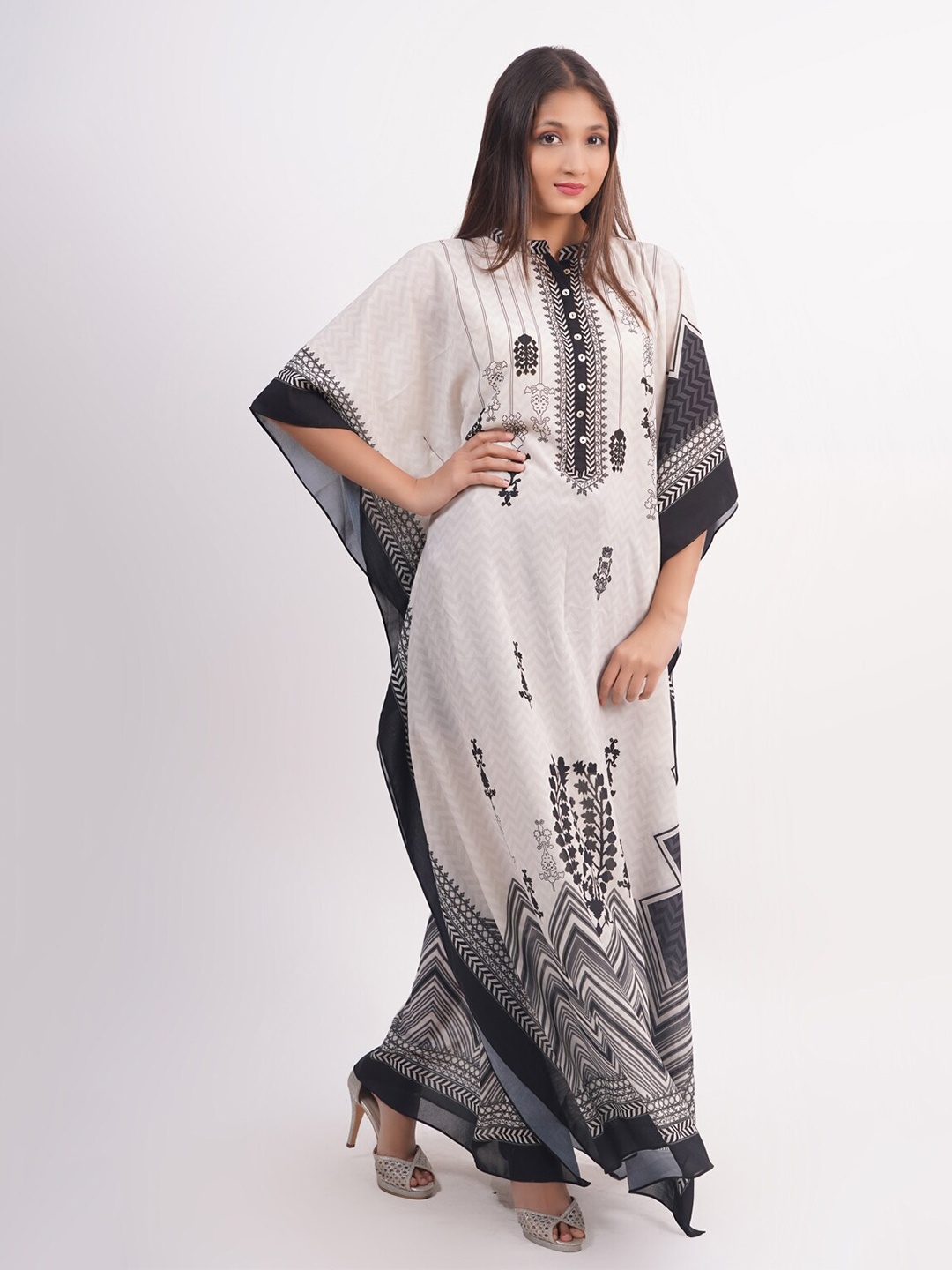 

Rajoria Instyle Women Off White Prinred Kaftan Maxi Dress