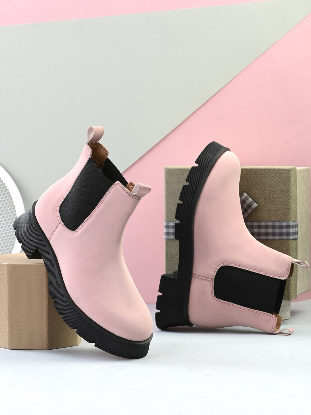 

Roadster Women Pink Solid Faux Leather Regular Boots