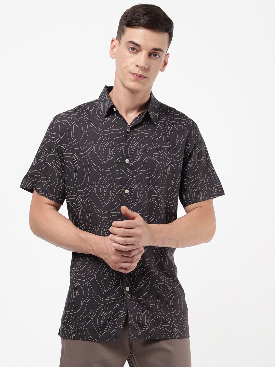 

R&B Men Printed Cotton Casual Shirt, Black