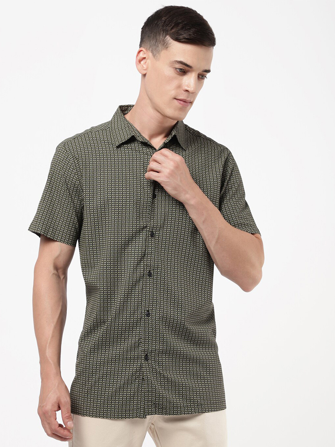 

R&B Men Printed Cotton Casual Shirt, Green