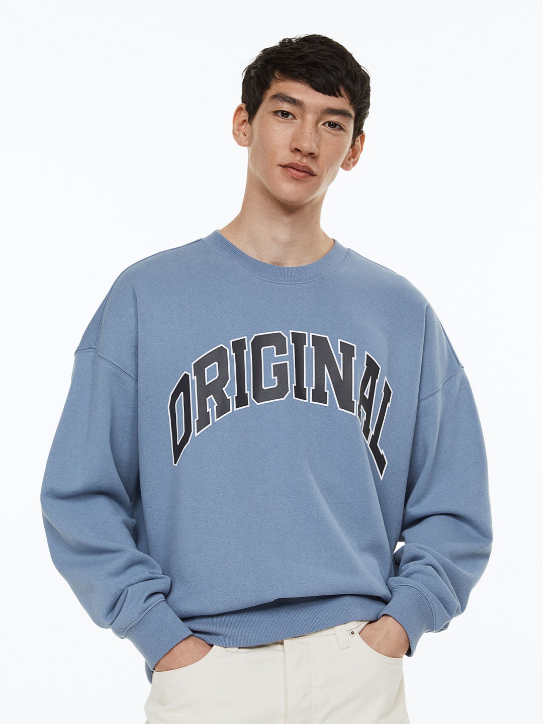 

H&M Men Blue Relaxed Fit Sweatshirt