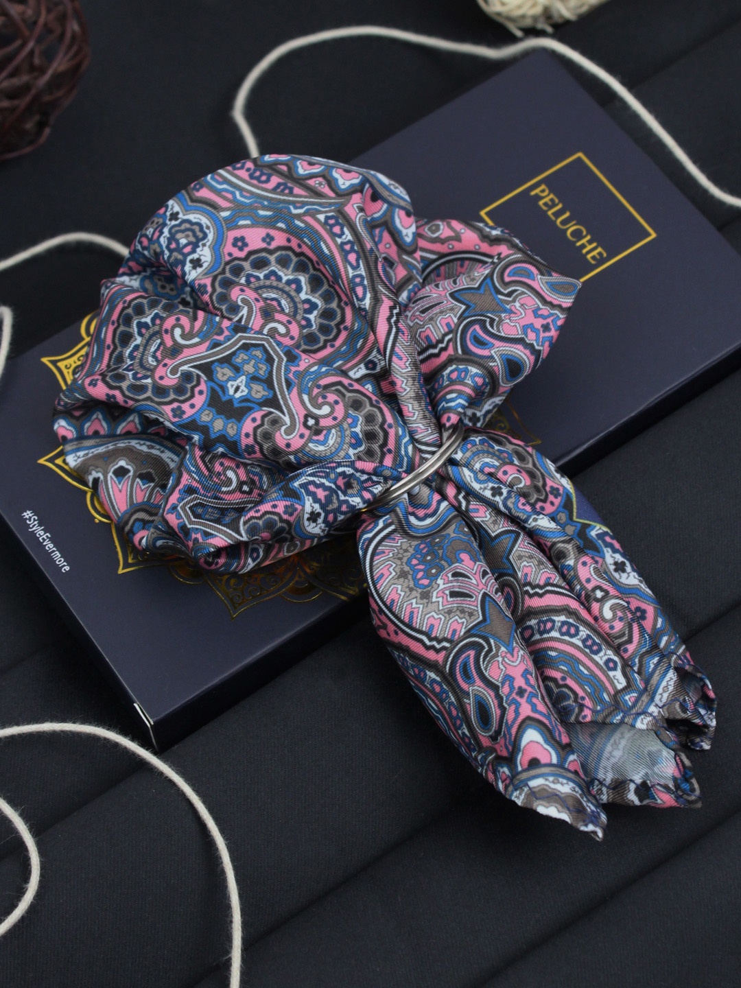 

PELUCHE Men Pink & Blue Printed Pocket Square