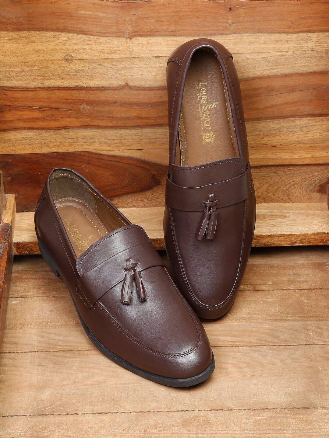 

LOUIS STITCH Men Brown Solid Leather Formal Loafers