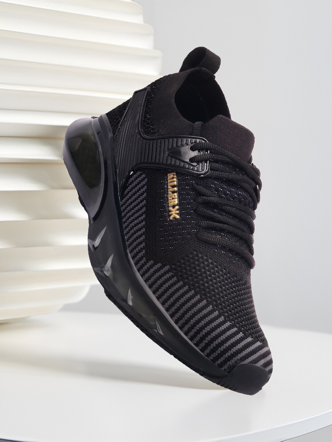 

Killer Men Black Perforation Lightweight Sneakers