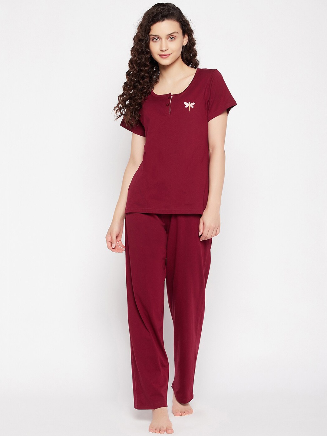 

Clovia Women Burgundy Solid Cotton Blend Night suit