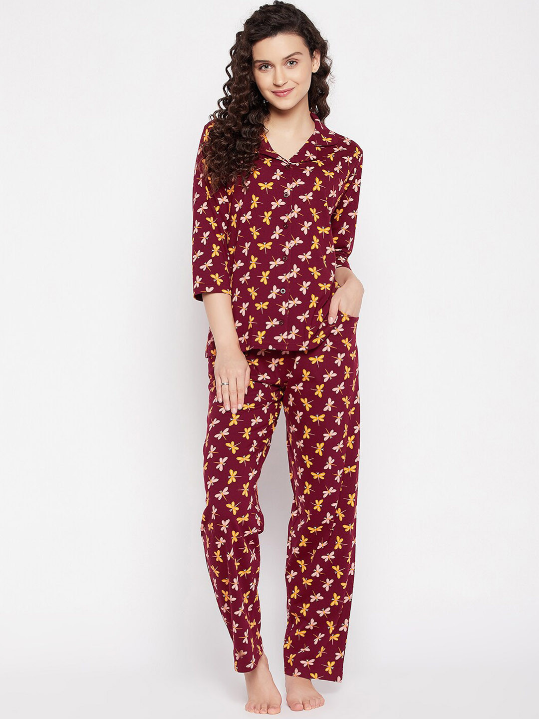 

Clovia Women Maroon & Yellow Printed Nightsuit