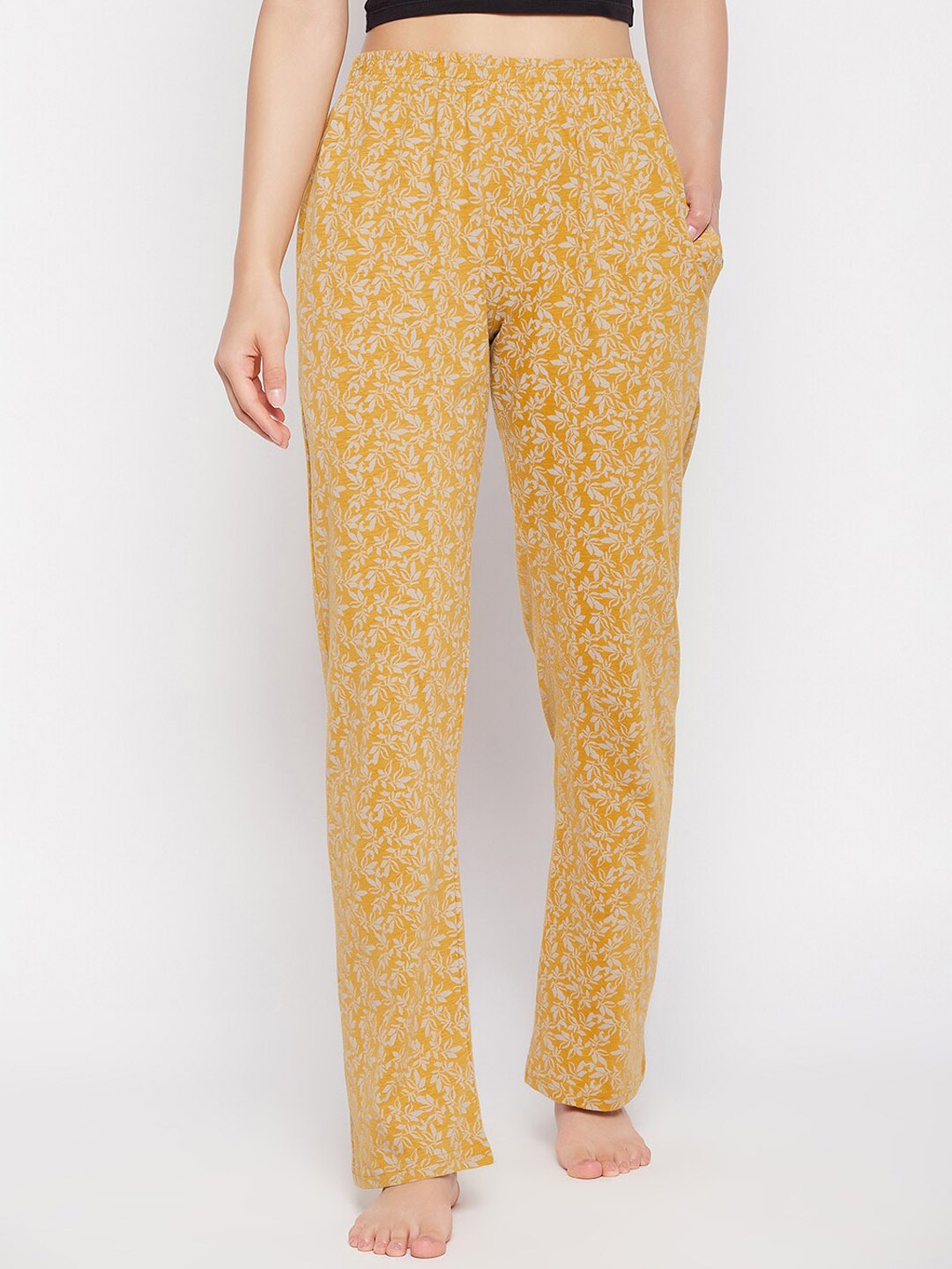 

Clovia Women Yellow Printed Pure Cotton Lounge Pants