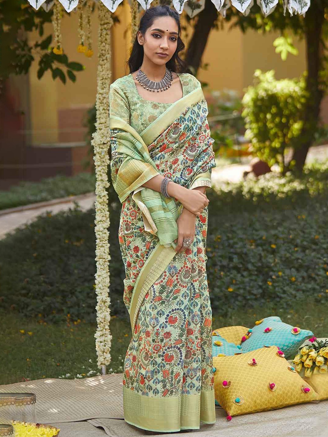 

KARAGIRI Green & Orange Floral Printed Zari Linen Blend Saree