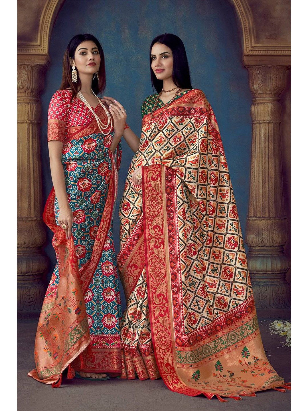 

KARAGIRI Cream & Red Woven Design Zari Silk Blend Patola Saree