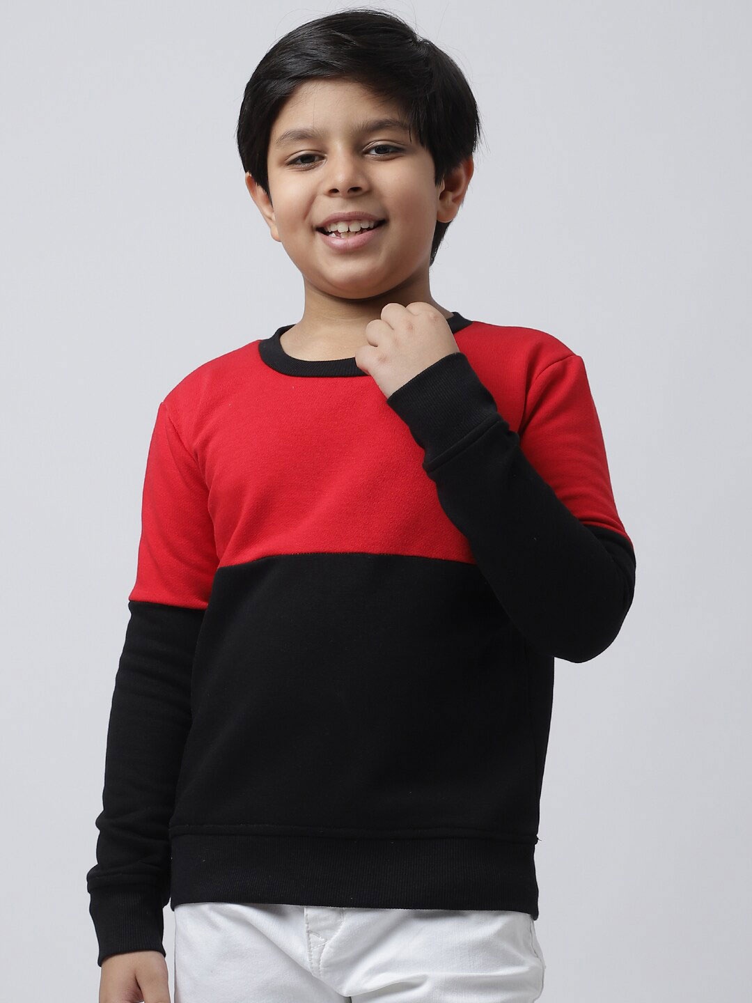 

Rute Boys Black & Red Colourblocked Fleece Sweatshirt