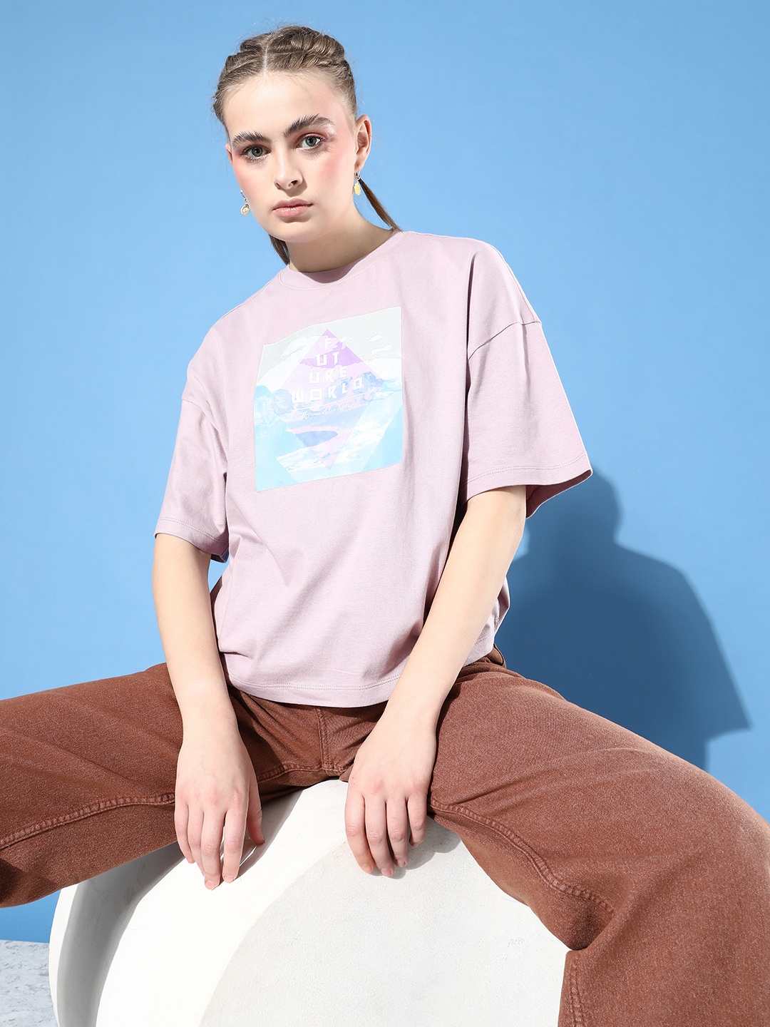 

The Roadster Life Co. Classy Mauve Printed Drop-Shoulder Off-Grid Graphics Cotton T-shirt