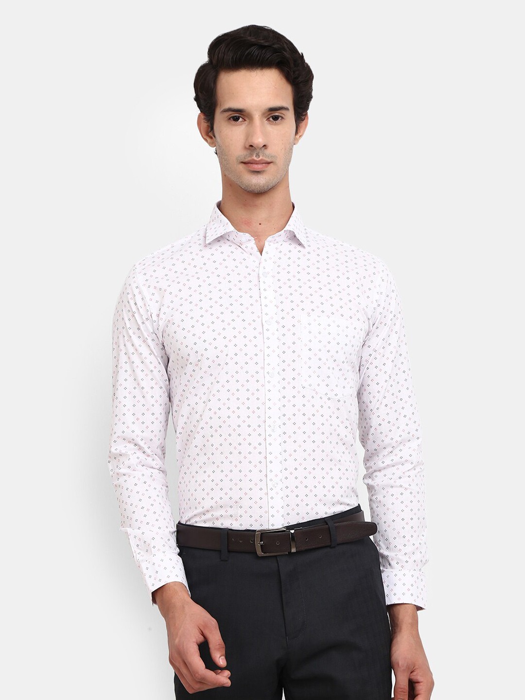 

V-Mart Men White Printed Cotton Formal Shirt