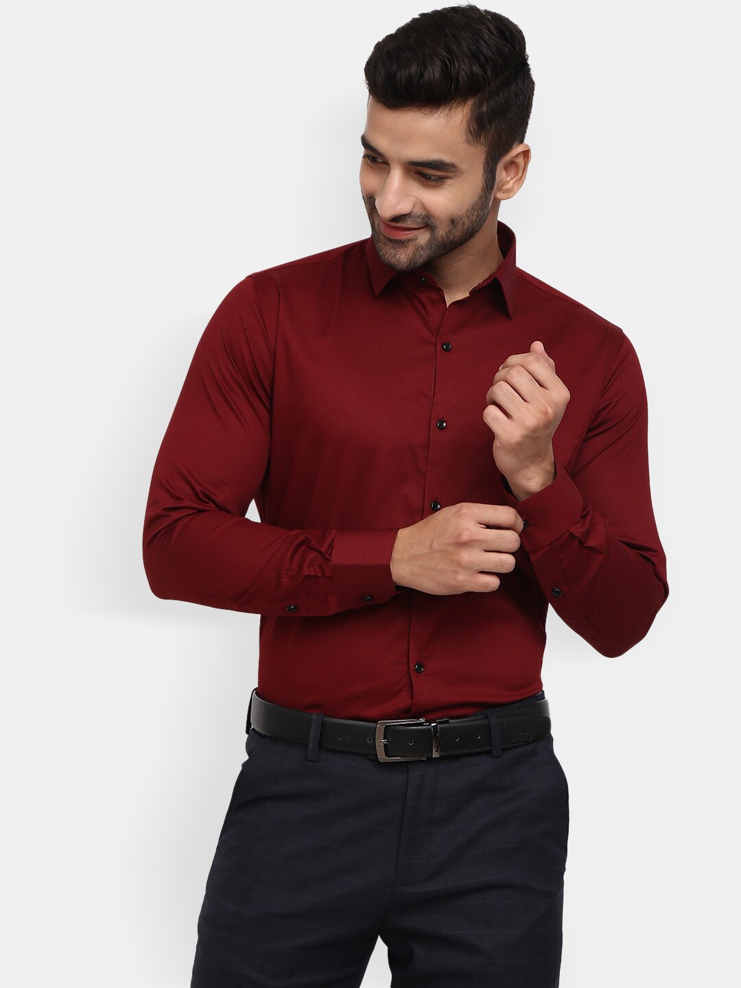 

V-Mart Men Maroon Solid Cotton Formal Shirt