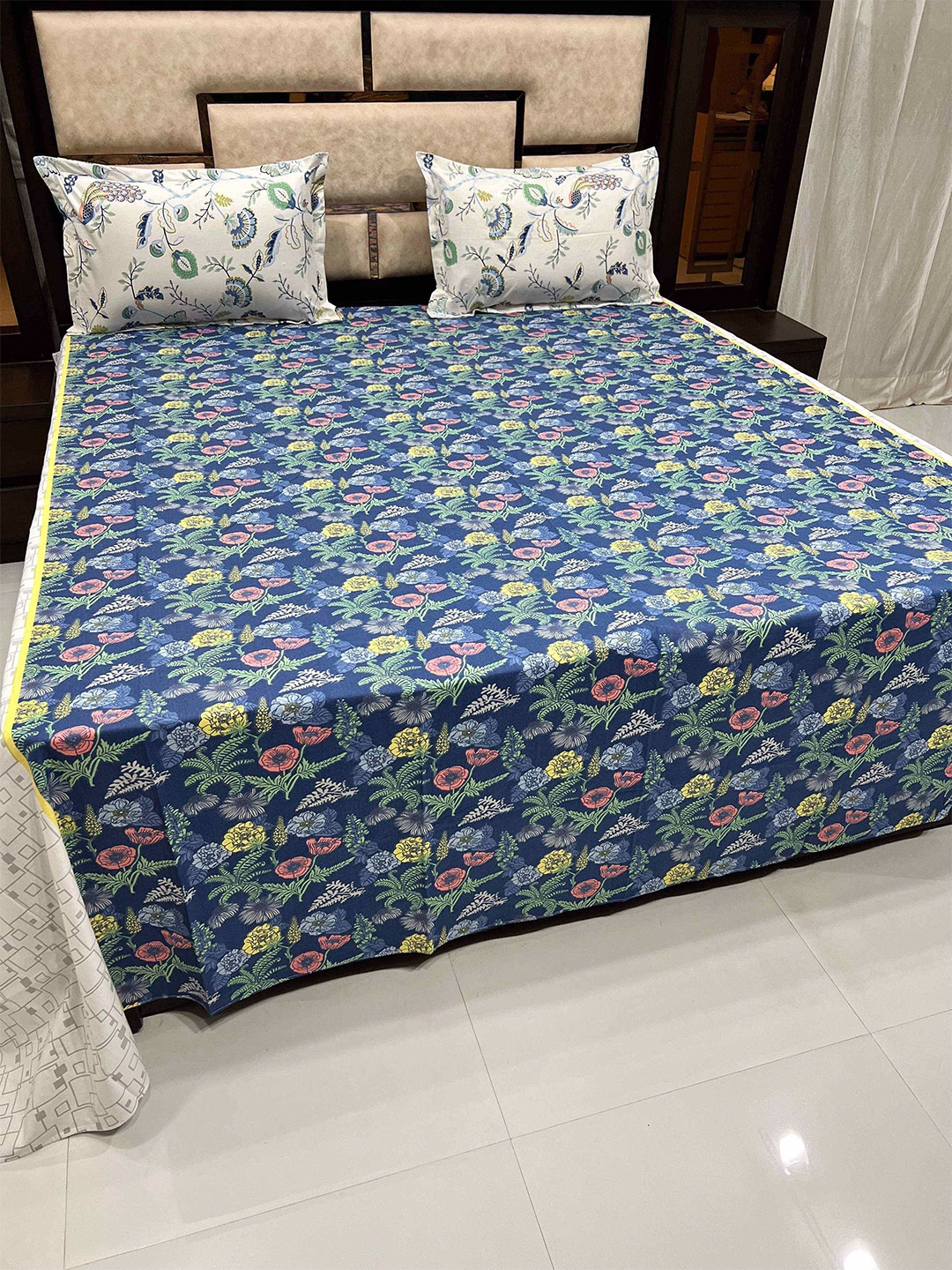 

Pure Decor Blue & Yellow Floral 400 TC Cotton King Bedsheet with 2 Pillow Covers