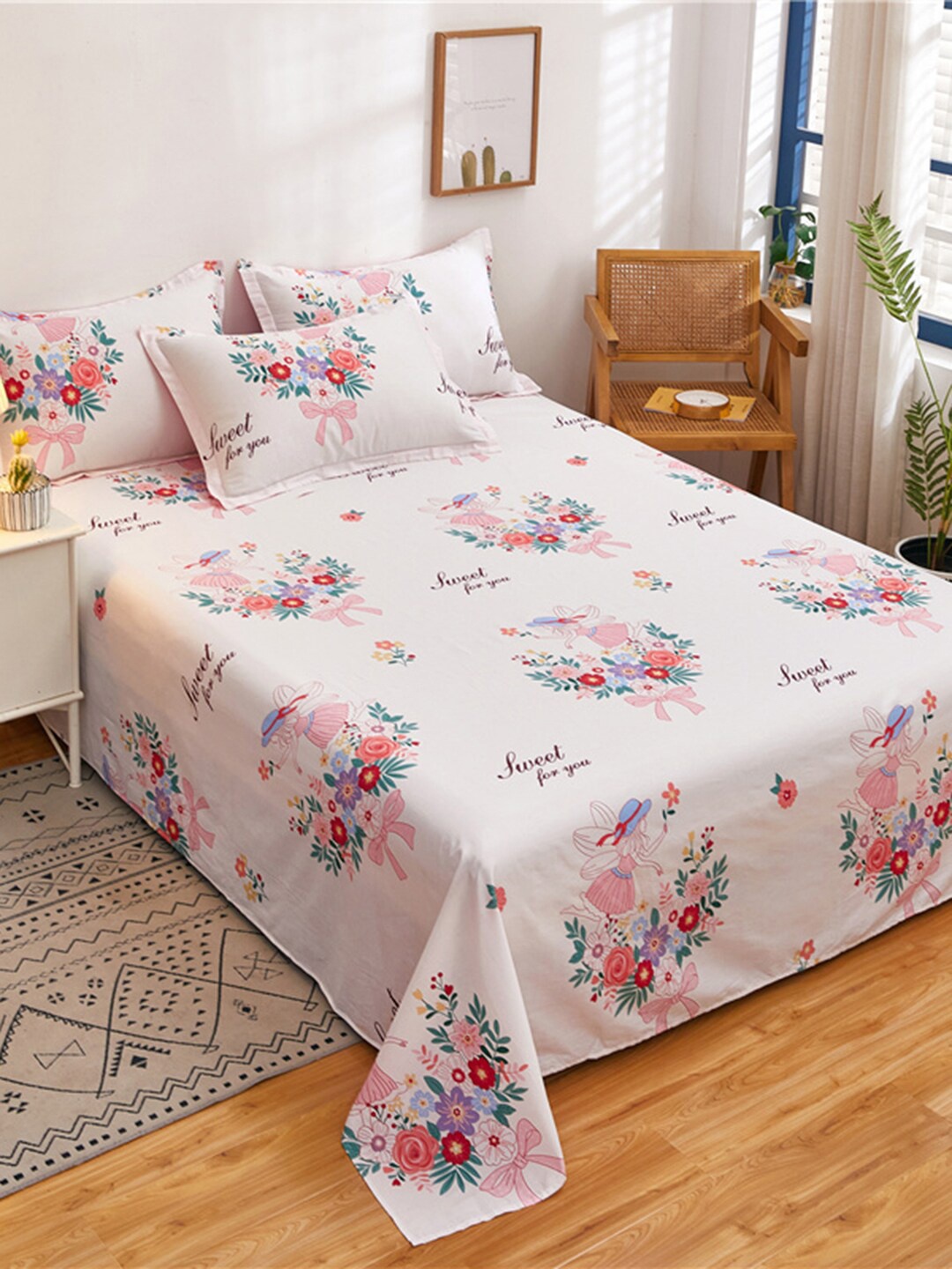 

JC HOME Pink & Green Printed 186 TC Pure Cotton King Bedsheet with 3 Pillow Covers