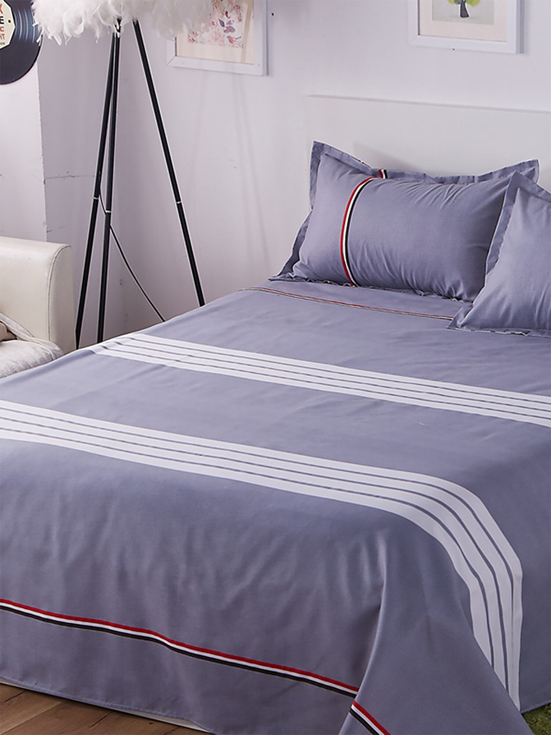 

JC Collection Grey & White Striped 130 TC King Bedsheet with 2 Pillow Covers