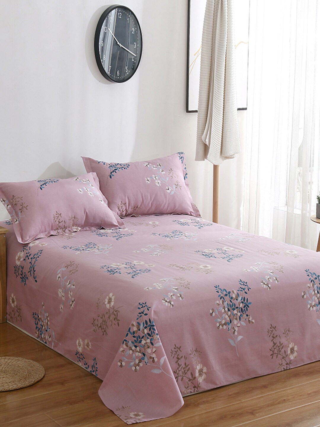 

JC HOME Pink & Blue Floral Printed 200 TC Cotton King Bedsheet with 2 Pillow Covers