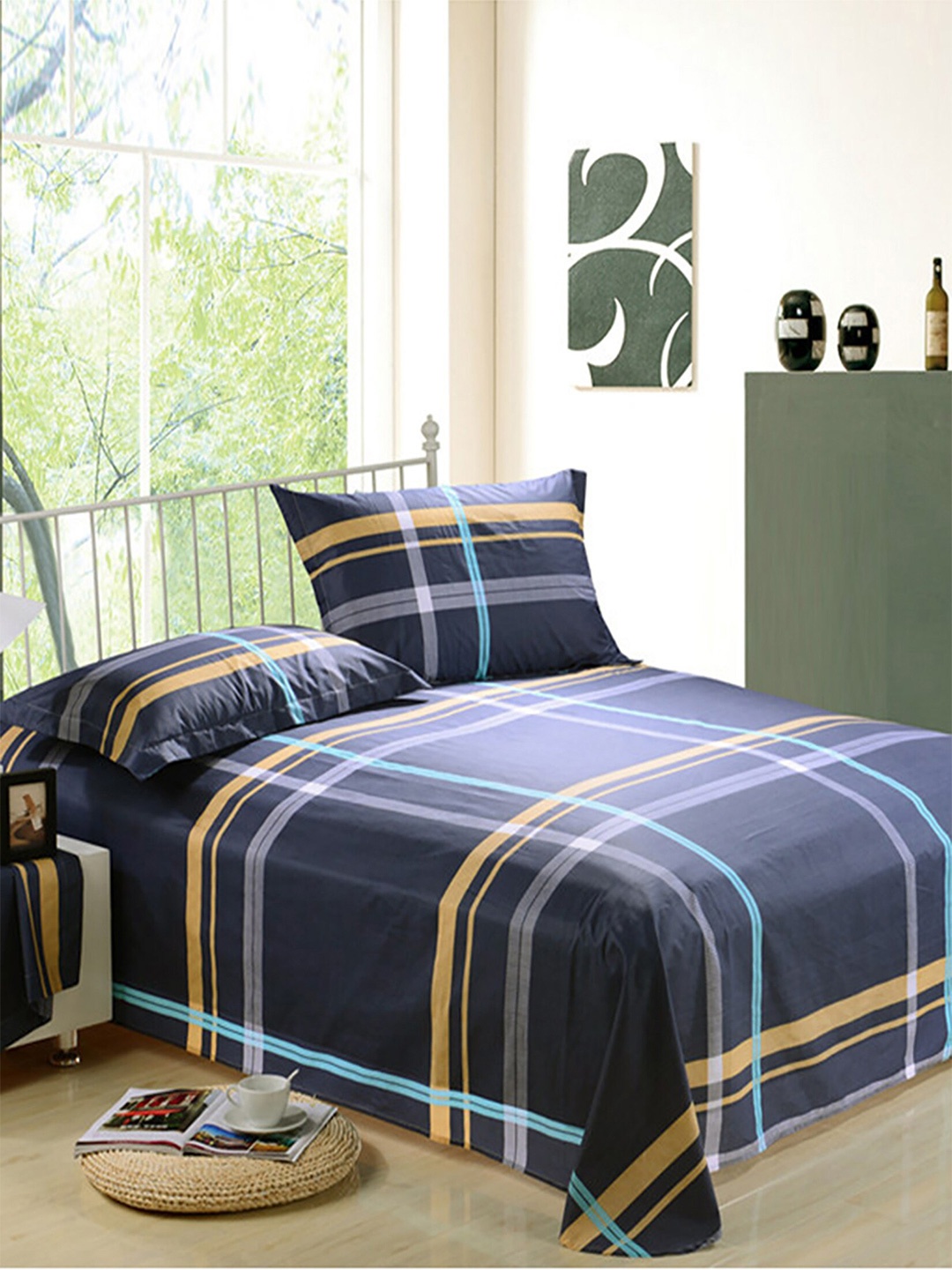 

JC HOME Blue & Brown Printed 130 TC Queen Bedsheet with 2 Pillow Covers