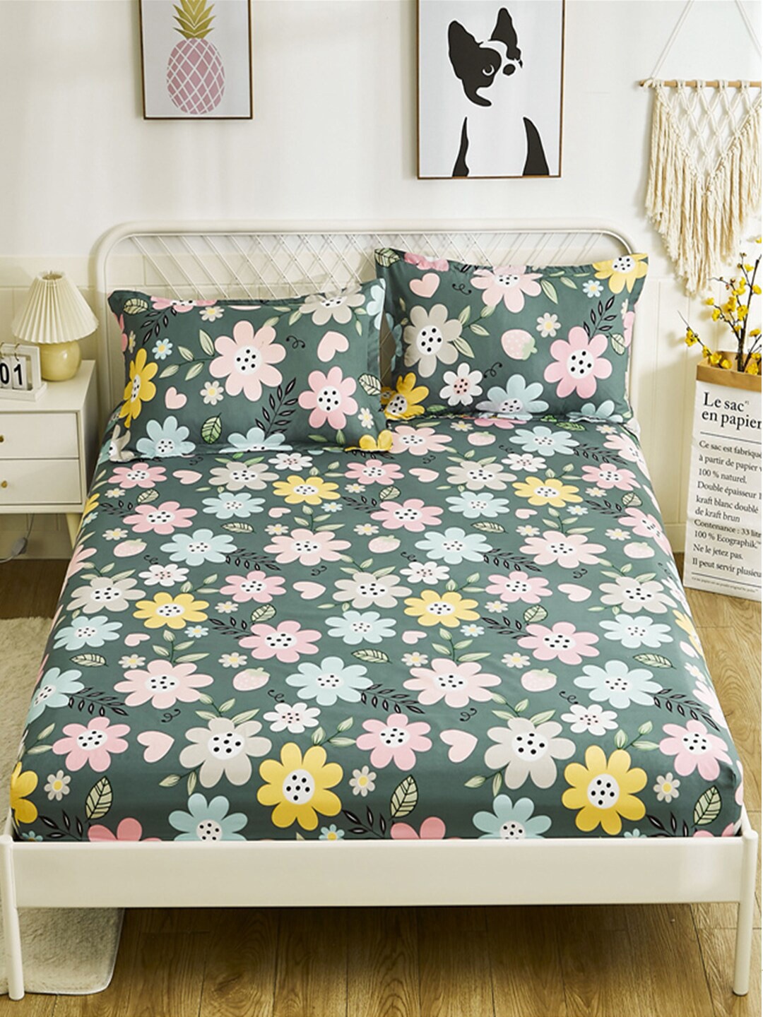 

JC HOME Green & Blue Floral Printed 120 TC King Bedsheet with 2 Pillow Covers