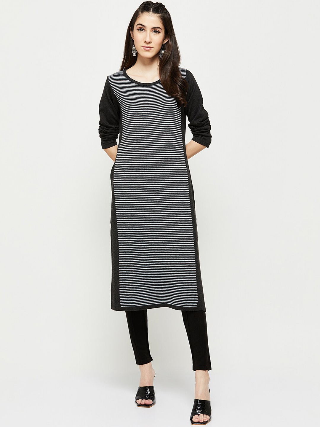 

max Women Grey Geometric Kurta