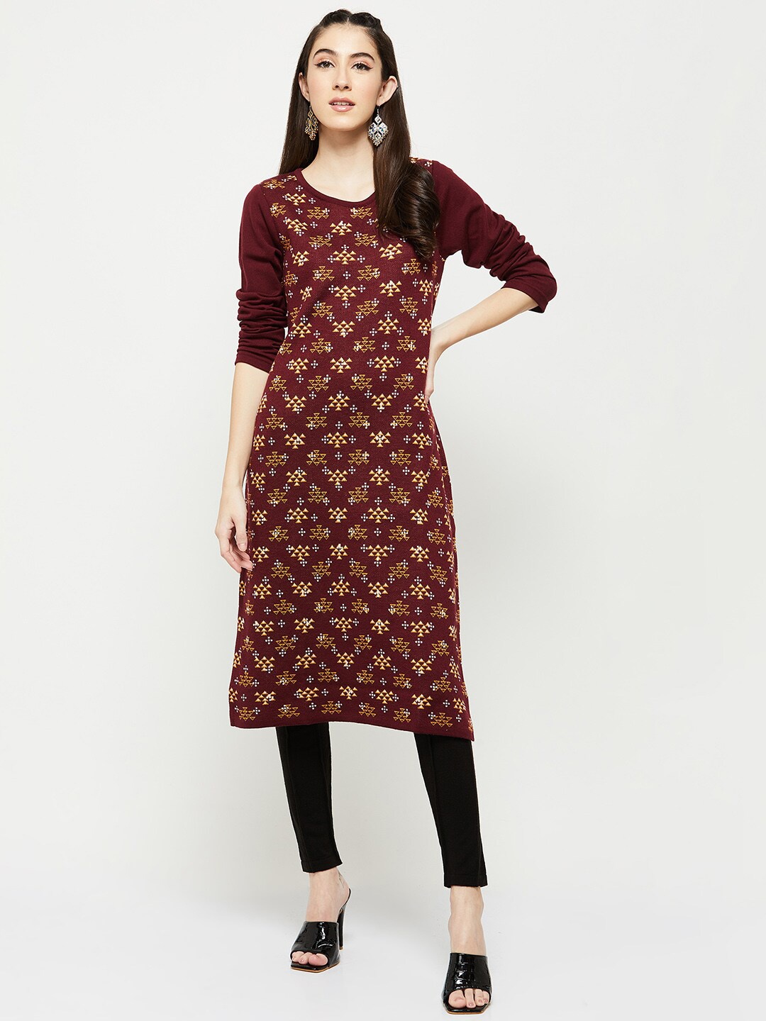 

max Round Neck Floral Printed Straight Kurta, Maroon