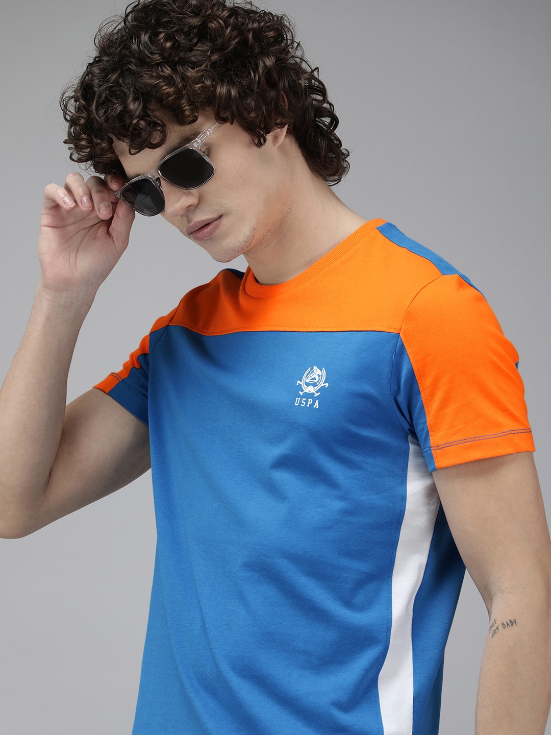

U.S. Polo Assn. Men Colourblocked Round Neck T-shirt, Blue
