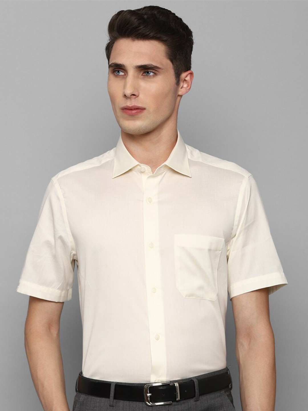 

Louis Philippe Men Cream-Coloured Pure Cotton Formal Shirt