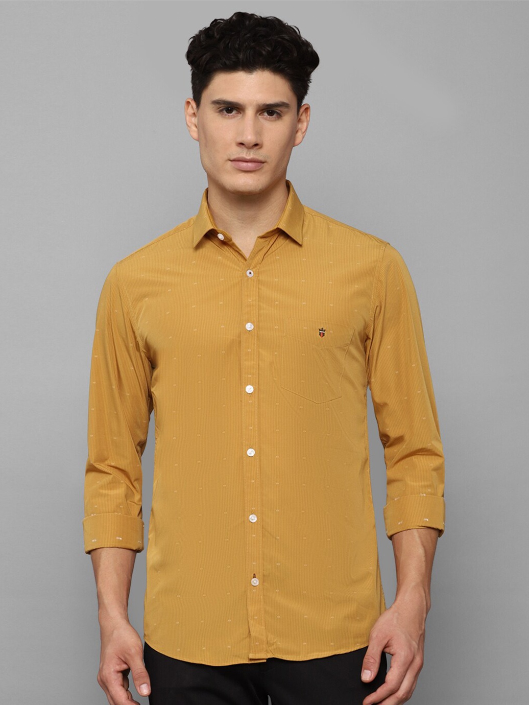 

Louis Philippe Sport Men Slim Fit Striped Casual Shirt, Yellow
