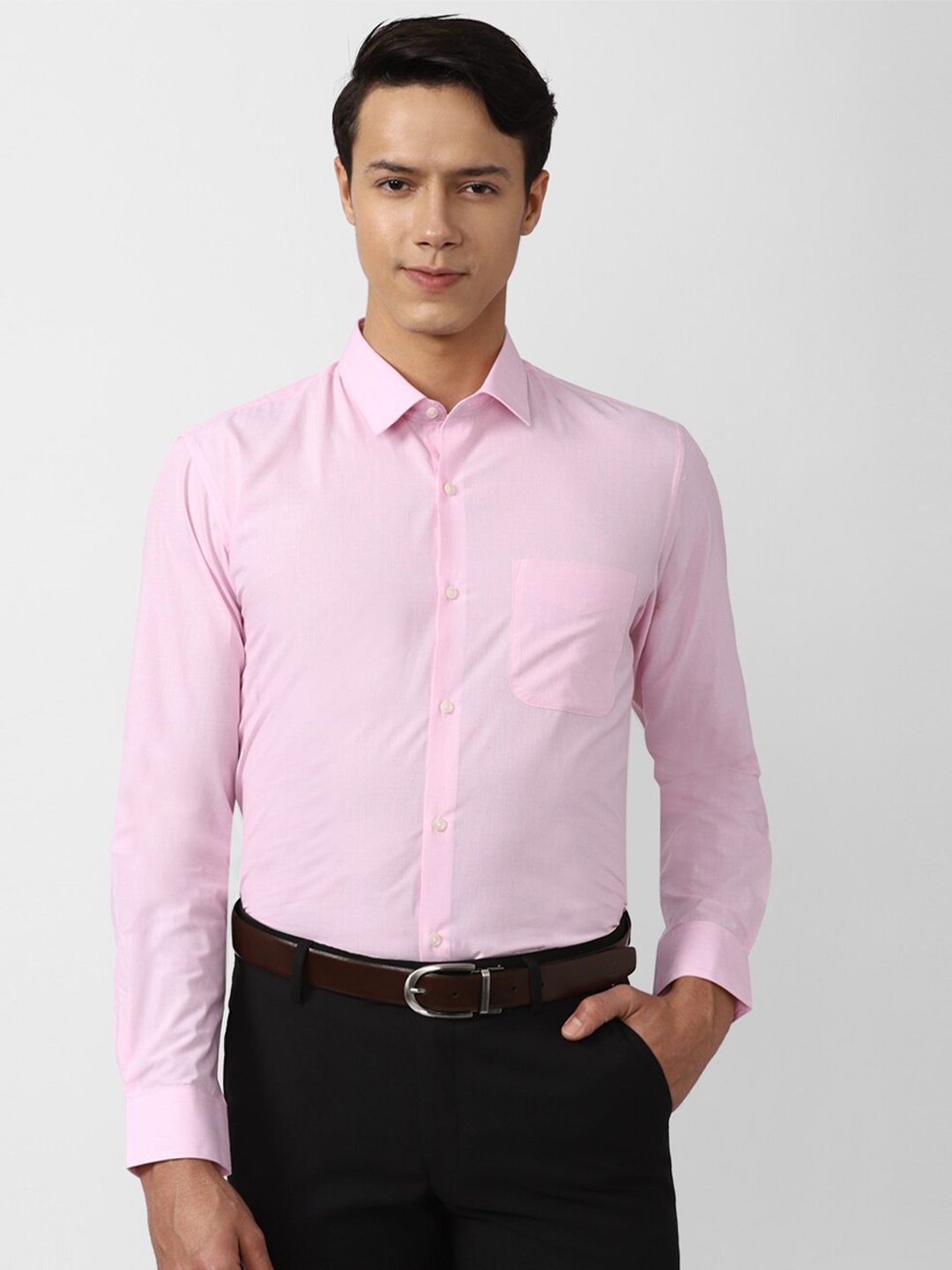 

Peter England Spread Collar Formal Shirt, Pink