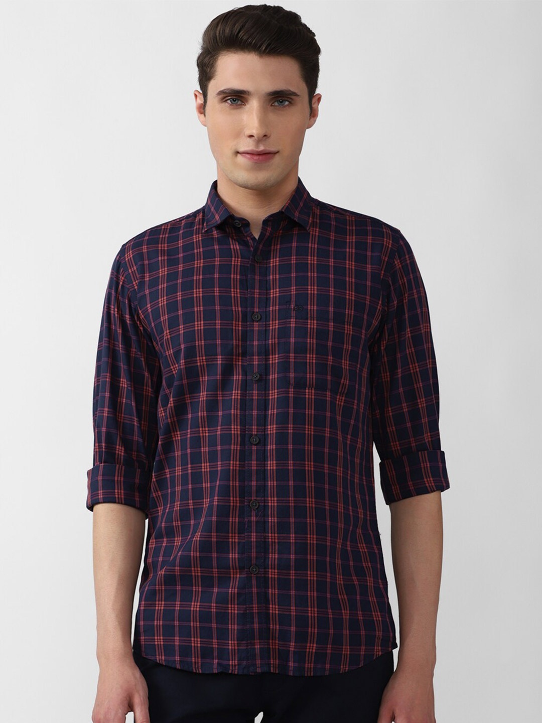 

Peter England Casuals Men Blue Slim Fit Checked Cotton Casual Shirt
