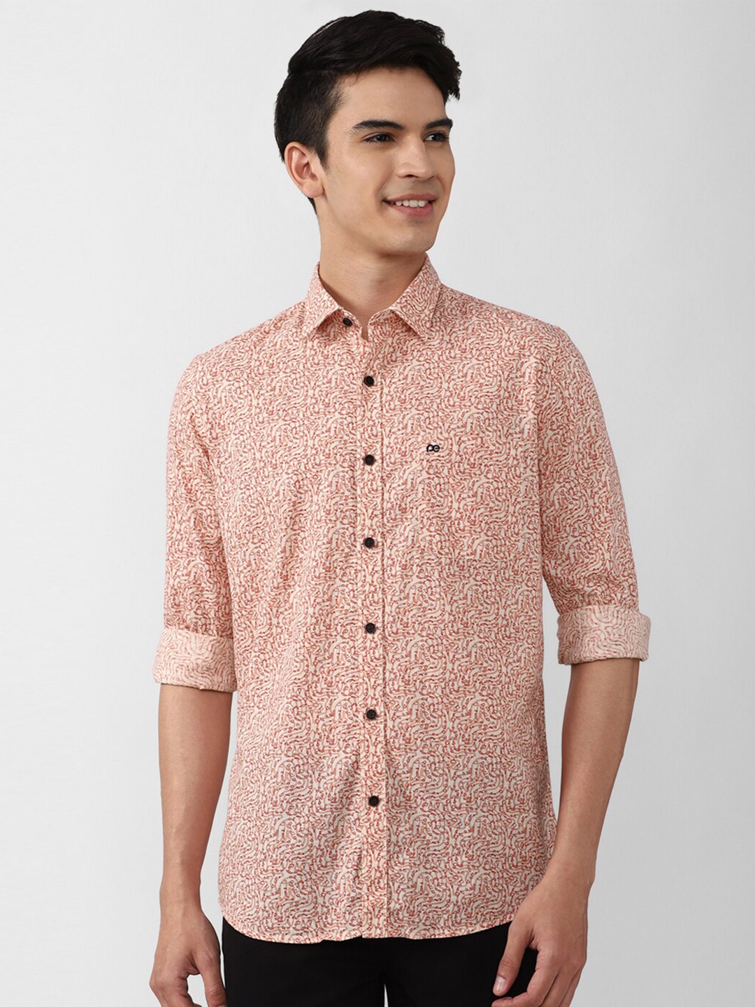 

Peter England Casuals Men Printed Slim Fit Cotton Casual Shirt, Pink