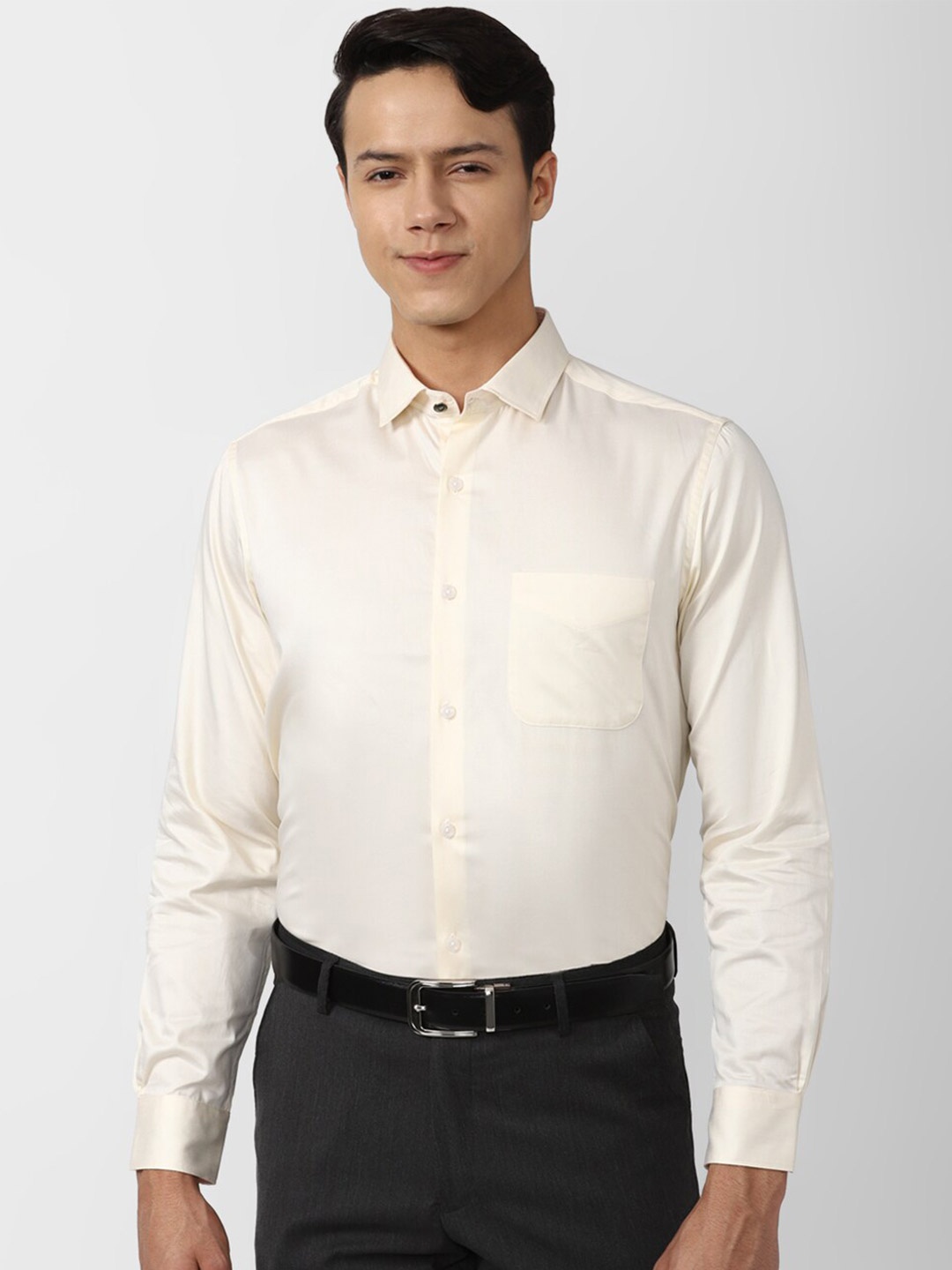 

Peter England Elite Men Cream-Coloured Cotton Formal Shirt