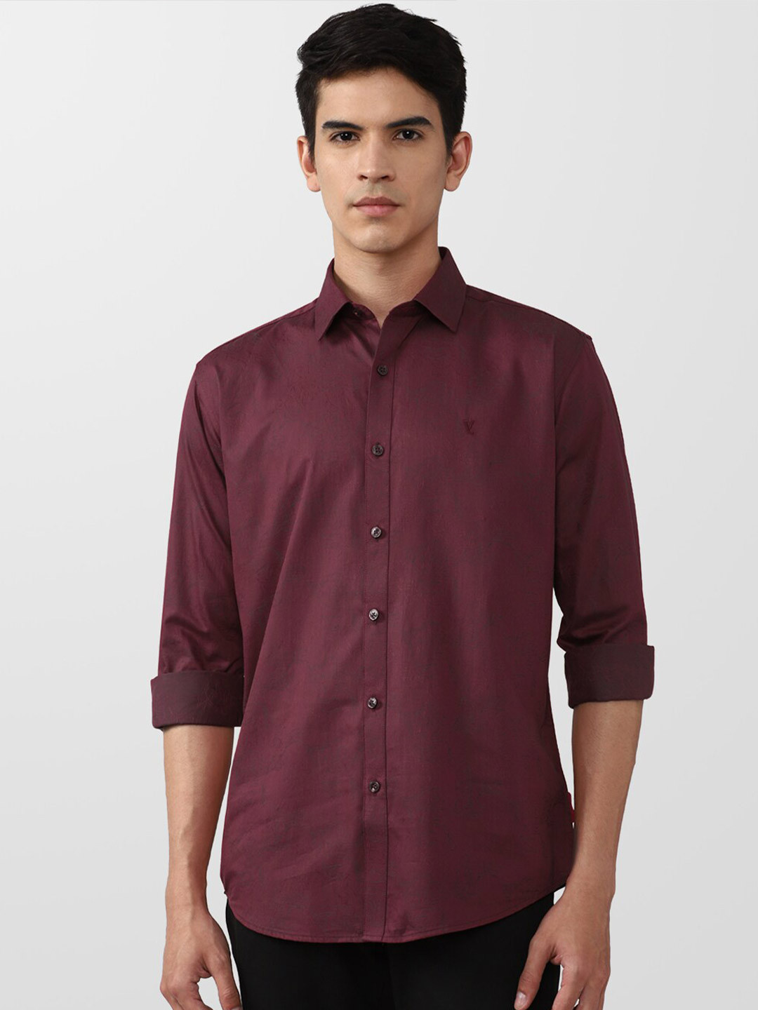 

V Dot Men Maroon Slim Fit Cotton Casual Shirt